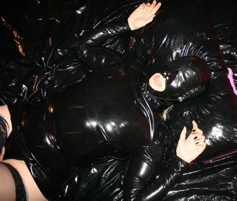 Latex Nude Pics XHamster