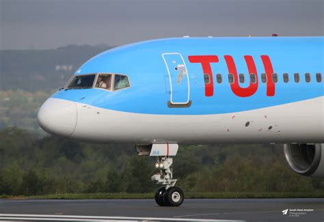 G Ooba Boeing A Tui Airways Bristol Airport Lulsg Flickr