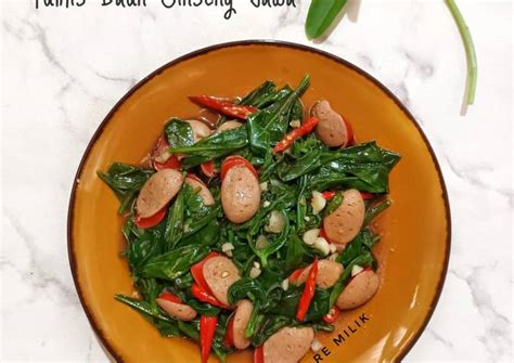 Resep Tumis Daun Ginseng Oleh Re Milik Cookpad