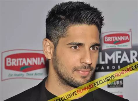 Sidharth Malhotra at the Britannia Filmfare Awards | Filmfare.com