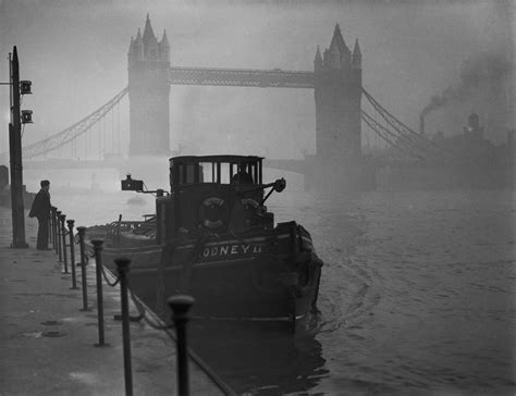 "Death In The Air: The True Story Of A Serial Killer, The Great London Smog, And The Strangling Of A City" 5
