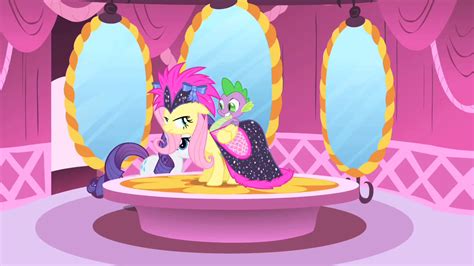 128315 Safe Screencap Fluttershy Rarity Spike G4 Green Isn T