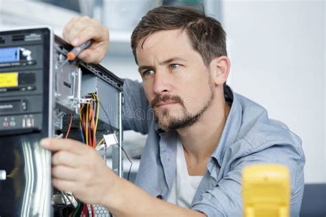 Male Technician Repairing Computer Stock Image Image Of Fixing