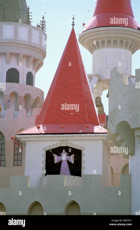 las vegas excalibur pool  res stock photography  images alamy