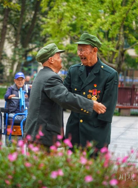 时隔58年归家 88岁抗美援朝老兵李化武见战友 四川在线