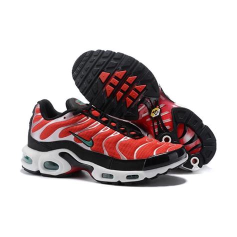 Basket Nike Air Max Plus TN TXT Chaussures Homme Entraînement Rouge