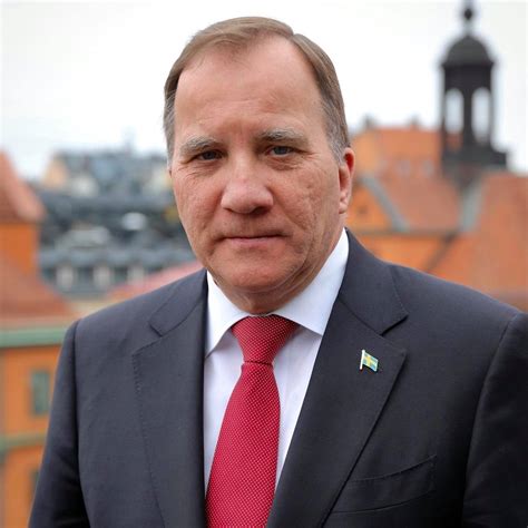 Stefan Löfven Meddelar Talmannen Att Han Står Till Förfogande För En Ny