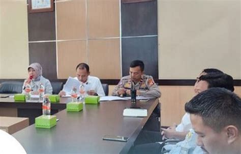 Jasa Raharja Bersama Tim Pembina Samsat Purwakarta Turut Dalam Rapat