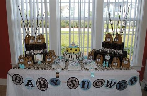 Photo 3 of 28: Noah's Ark / Baby Shower/Sip & See "Posh Noah's Ark" | Catch My Party Baby Shower ...