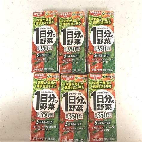 伊藤園 1日分の野菜 200ml×6本 メルカリ