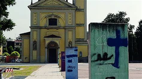 SAN DONATO Piazza Della Pieve Piange Il Degrado Regna Sovrano Cronaca