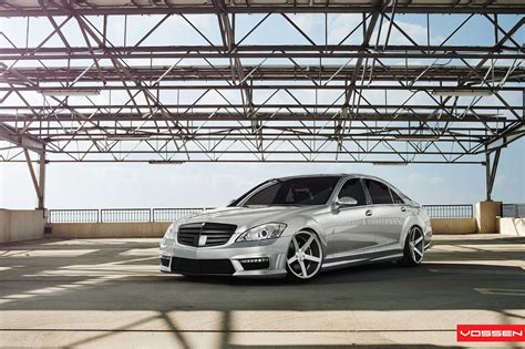 Mercedes Benz W221 On Vossen CV3 Wheels BENZTUNING