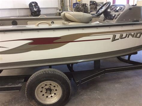 Lund Boat Repairs | Lund Fiberglass Boat Repairs in Winona MN