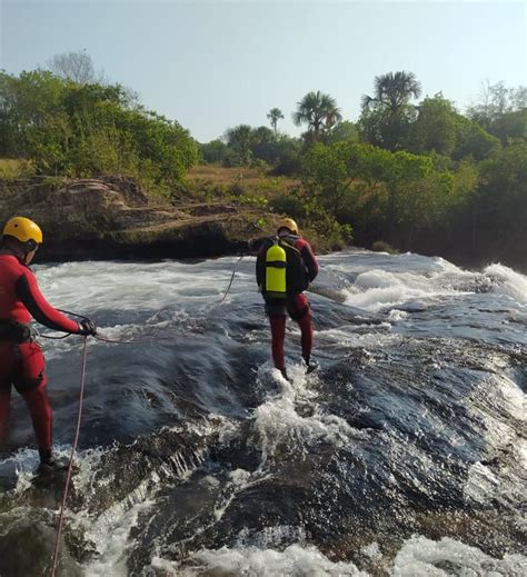 Banhista Se Afoga E Desaparece Durante Passeio Em Cachoeira Em MT