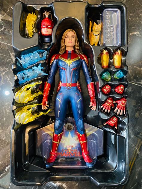 Hot Toys CAPTAIN MARVEL DELUXE Hobbies Toys Toys Games On Carousell