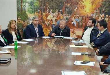 Comité Pro Santa Cruz declara emergencia y pide a la población estar