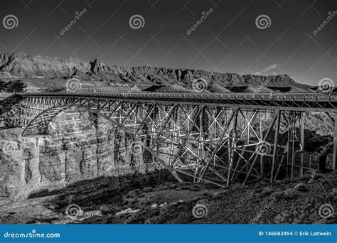 Puente De Navajo Sobre El R O Colorado En Arizona Foto De Archivo