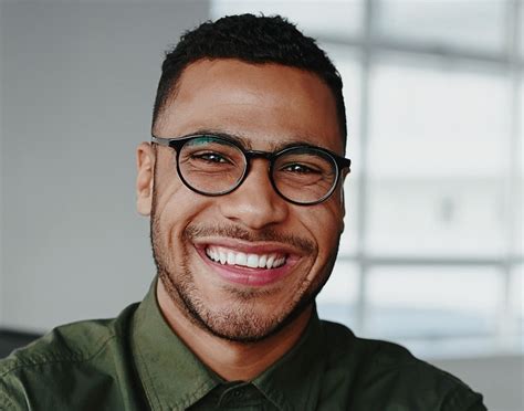 17 Fresh Crew Cuts For Men Who Wear Glasses