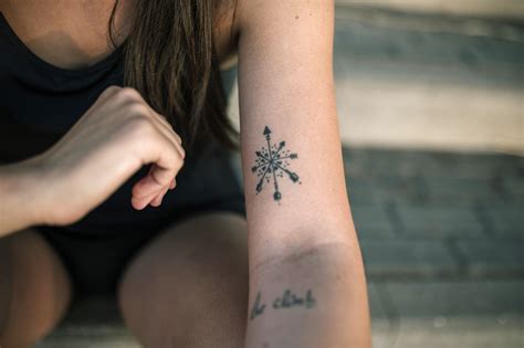 Top Tatuajes En El Brazo Para Mujer Peque Os Abzlocal Mx