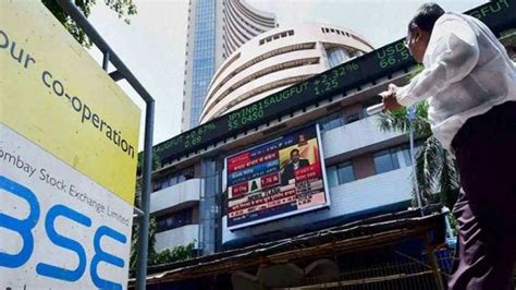 Opening Bell Nifty Above 17 400 Sensex Gains Over 300 Points Metal