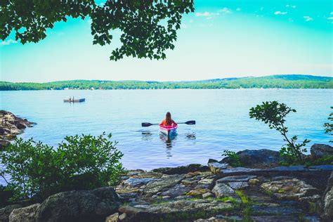 A Week On Lake Time: A Travel Guide to Lake Winnipesaukee