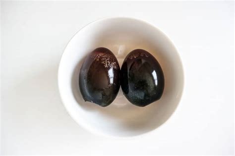 What Does A Century Egg Taste Like? Discovering The Culinary Wonder