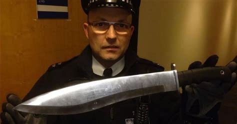 Pictured Deadly 15 Inch Knife Found In Stairwell After Police Chase