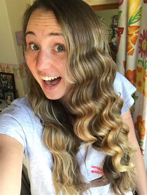 I Tried Tiktok Sock Hair Curling Trend And Was Amazed By The Result Business Insider