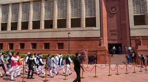 ‘Sirf dil chahiye, desh ke liye chahiye’: PM Modi to MPs in last speech ...