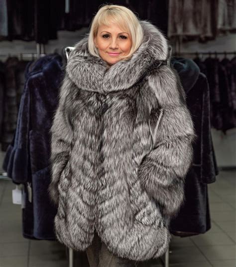 Fur Coat Fashion Fox Fur Coat Silver Fox Neck Warmer Older Women