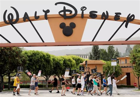 Disney Lanza 11 Vacantes De Empleo Para Candidatos Con Experiencia En Ia