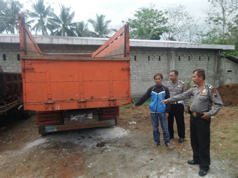 32 Ini Gambar Jempol Satu Truk Terkeren Imagelucu45