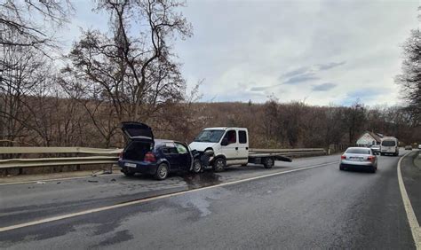 Foto Accident Cu Trei Ma Ini Ntre Slimnic I Ru I Din Cauza Vitezei