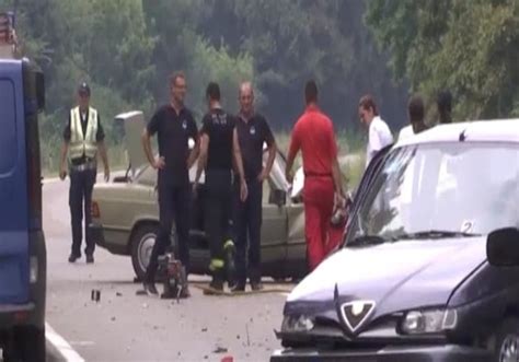 NOVI DETALJI STRAVIČNE NESREĆE KOD BATOČINE Mercedesom uleteo u kolonu