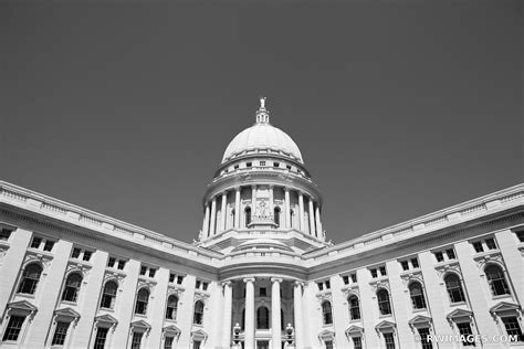 Framed Photo Print Of Wisconsin State Capitol Downtown Madison