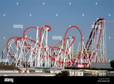 Estructuralmente Prehistórico Carretilla fantasy island roller coaster ...