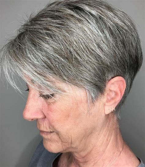 Short Haircuts For Older Women Nita Alvinia