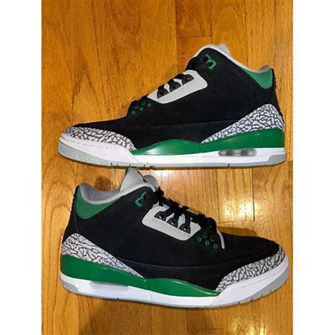 Jordan Nike Retro Nike Jordan 3 Pine Green Shoes - Depop