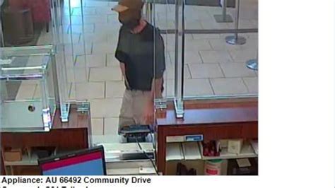 Deputies Searching For Suspect In Wells Fargo Bank Robbery Wpec