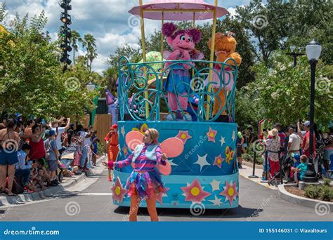 Abby Cadabby And Zoe On Colorful Float At Seaworld 4 Editorial Photo