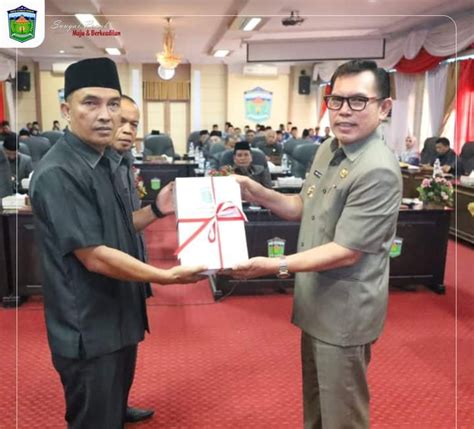 Walikota Sungai Penuh Sampaikan Ranperda Pertanggungjawaban APBD TA