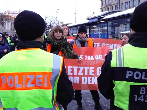 Fotos Klima Kleber Sorgen Erneut F R Verkehrschaos Am Stachus In M Nchen