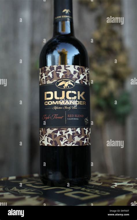 The Robertson family of Duck Dynasty fame launch Duck Commander wine ...