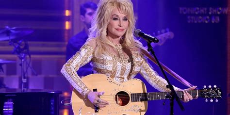 10 Best Dolly Parton Songs of All Time - Stories Behind Dolly Parton's ...