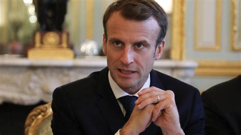 Carburants Emmanuel Macron Assume La Hausse Des Prix