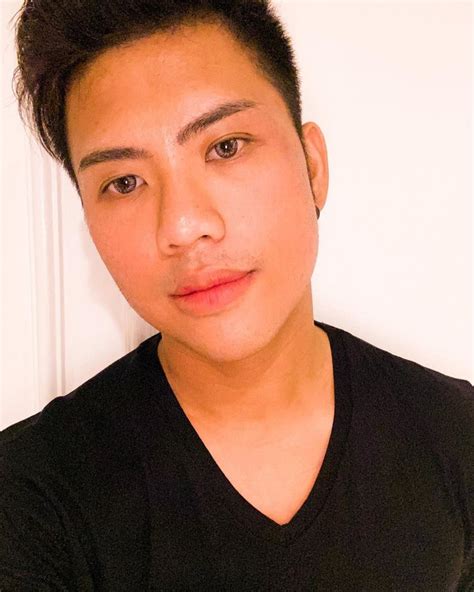 potret terbaru ricky cuaca bikin kaum hawa deg degan