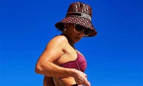 Hot Sexy Cryssy Trujillo Bikini Pics