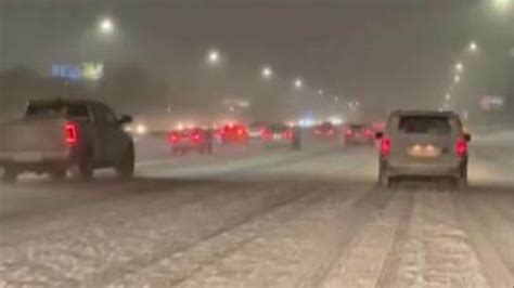 Powerful Winter Storm Hits Us Bringing Heavy Snow And Life Threatening Wind Chills Us News