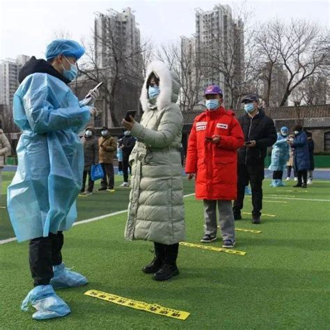 深夜突发：天津再增20例感染者，8人10岁及以下！一10岁女孩关联感染者已达15人！市民非必要不离津！ 津南区 阳性 检测