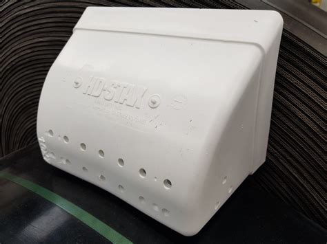 Commuters are venting about 86 St elevator delays during rush hour 24